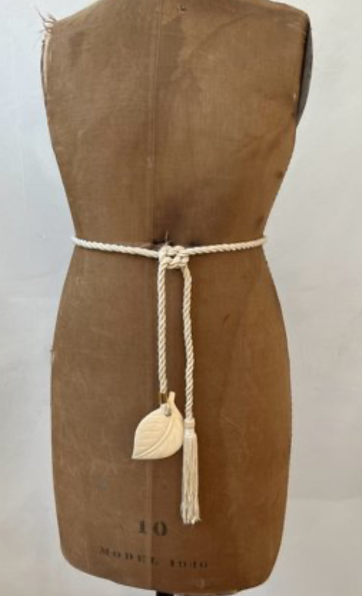 Vintage Fringe Leaf Belt