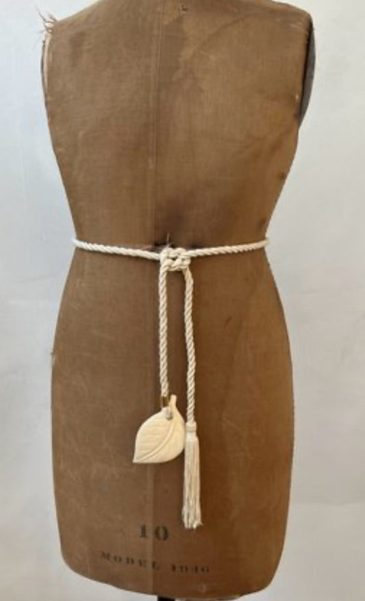 Vintage Fringe Leaf Belt